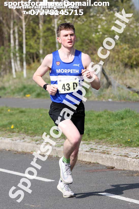 Senior mens 2019 Elswick Harirers Good Friday Road Relay, Newburn, Newcastle. Photo:  David T. Hewitson/Sports for All Pics